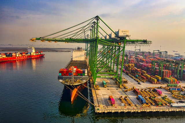 Lees meer over het artikel Cross border logistics om internationaal te groeien